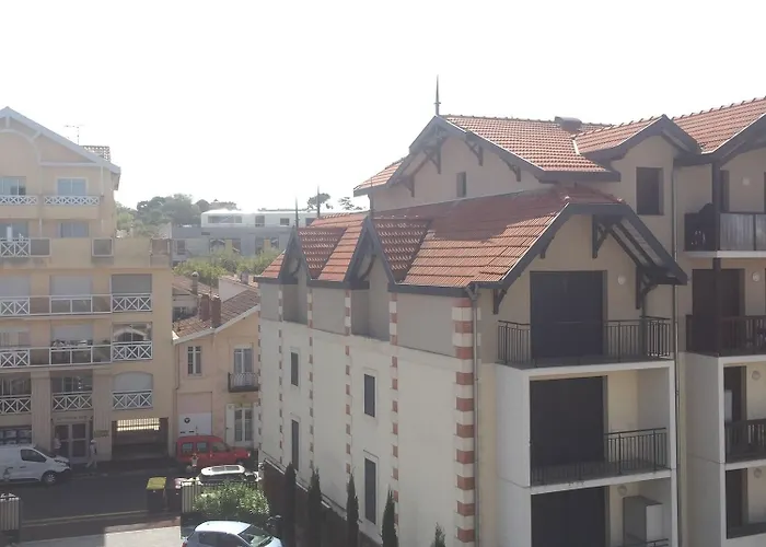 Ξενοδοχείο Villa-lamartine 3*