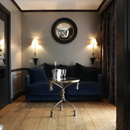 Hotel Villa-lamartine 3*