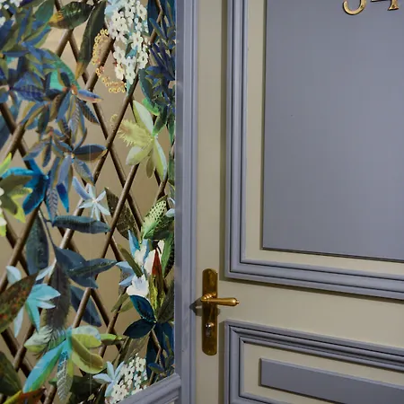 Hotel Villa-lamartine 3*