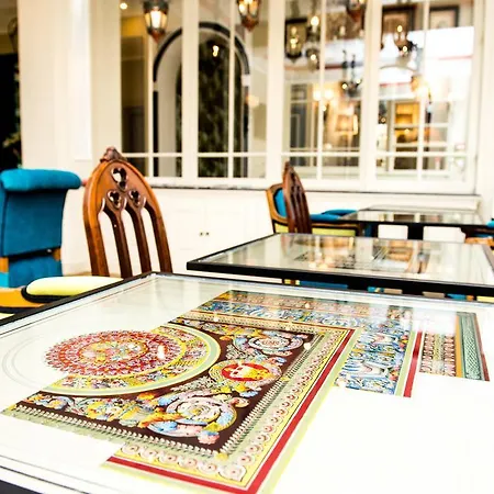 Otel Villa-lamartine 3*