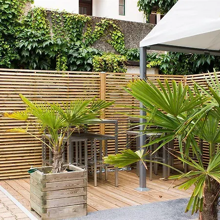 Villa-lamartine Hotel
