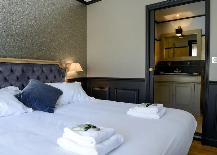 Hotel Villa-lamartine 3*